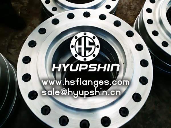 Sell high quality weld neck flanges, ANSI B16.5 CL150 300 600 RF FF flanges