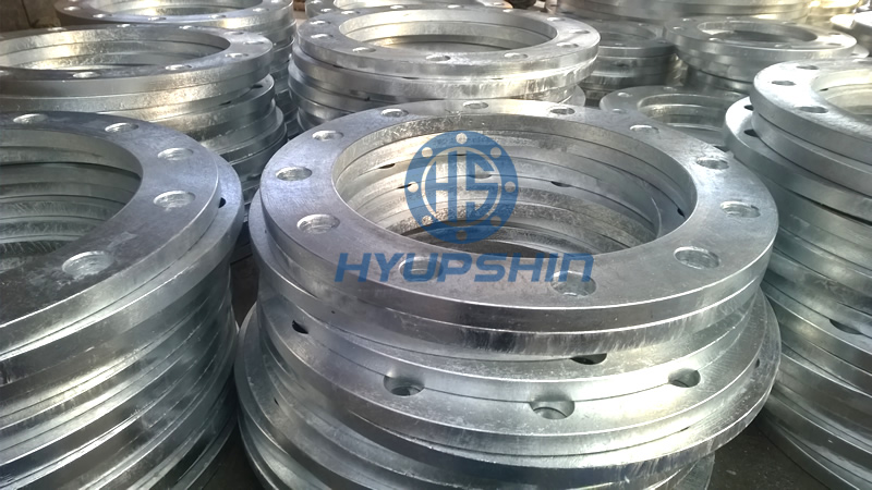 Manufacturer  HOT DIPPED GALVANIZED COATING UNI STANDARD LAPPED PN6-PN16 FLANGE